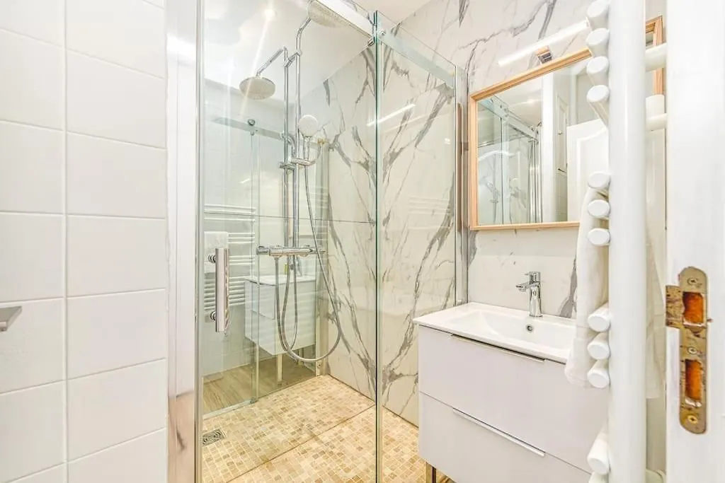 Joli Appartement - Wifi - Vallier Catane Grenoble Apartment